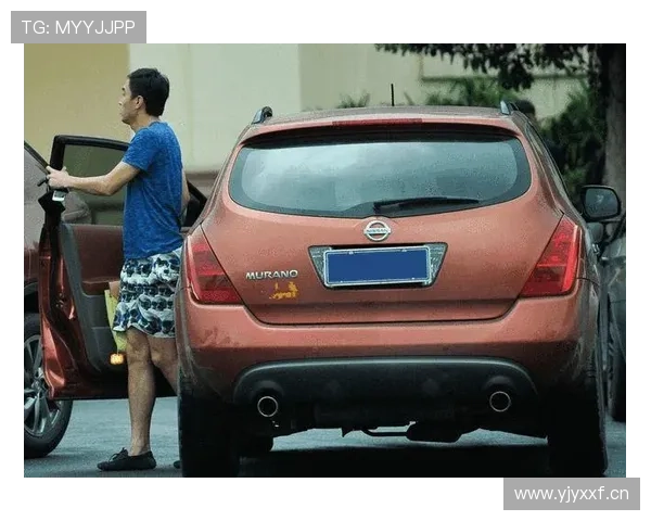 张琳芃居然把豪车当通勤工具？这生活简直让出租司机都懵了